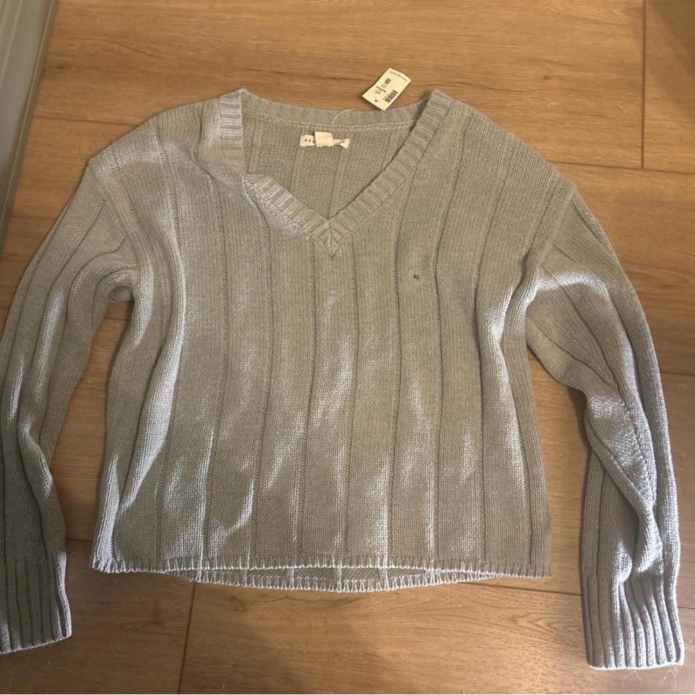 Aeropostale Heather Grey V-Neck Sweater